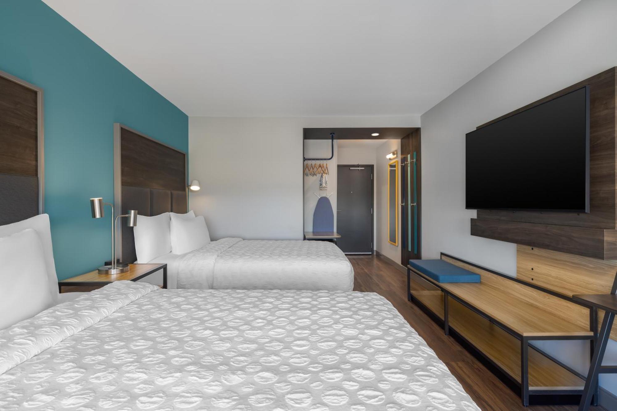 Tru By Hilton Oshkosh Hotel Kültér fotó