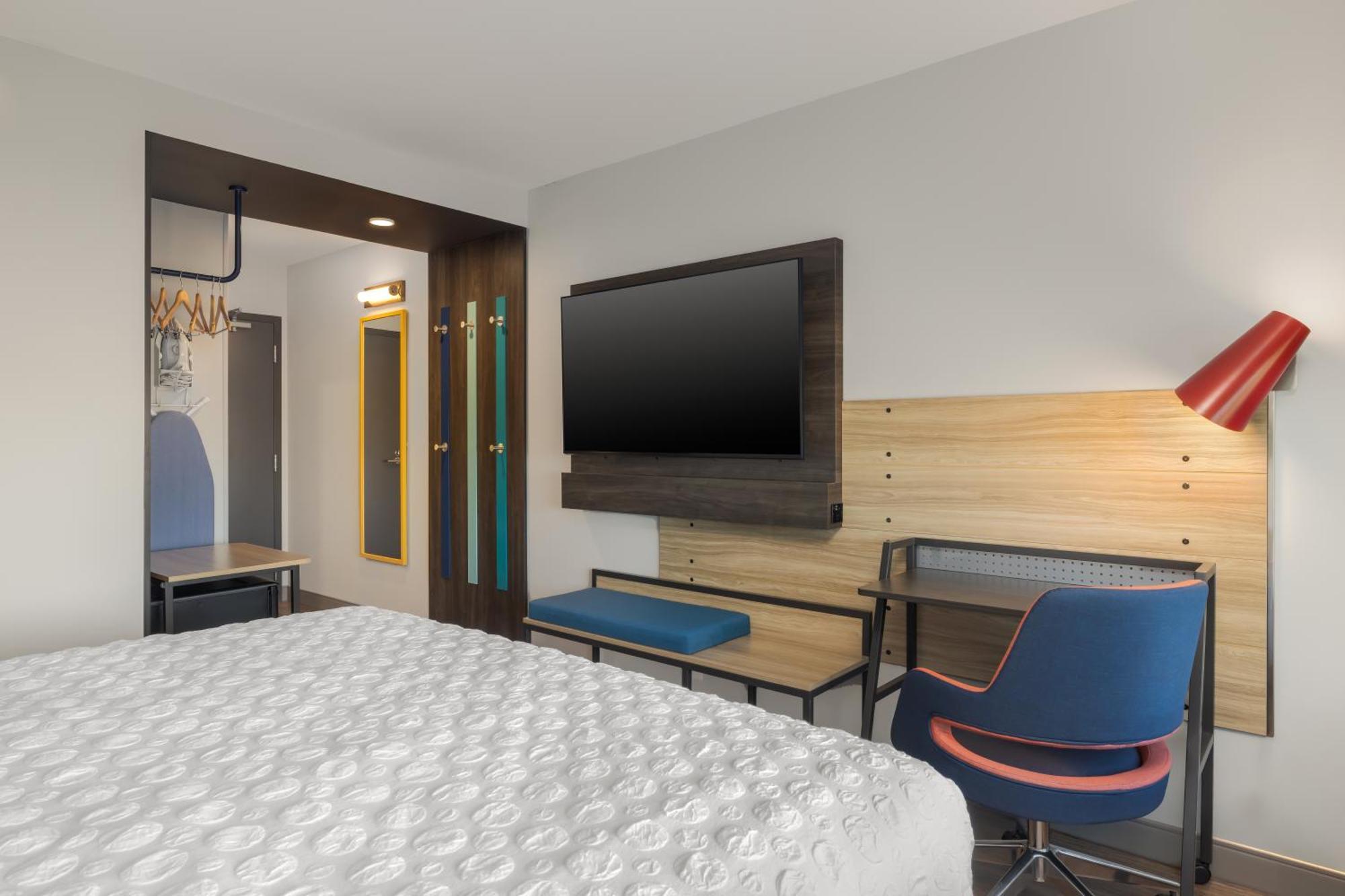 Tru By Hilton Oshkosh Hotel Kültér fotó